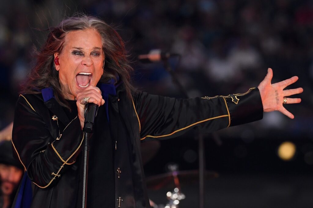 ozzy-osbourne-foi-preso-por-urinar-em-monumento-historico-dos-eua