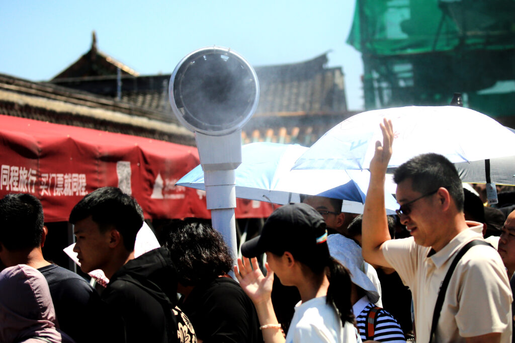 ‘dias-sauna’:-onda-de-calor-recorde-assola-china-e-sobrecarrega-setor-energetico