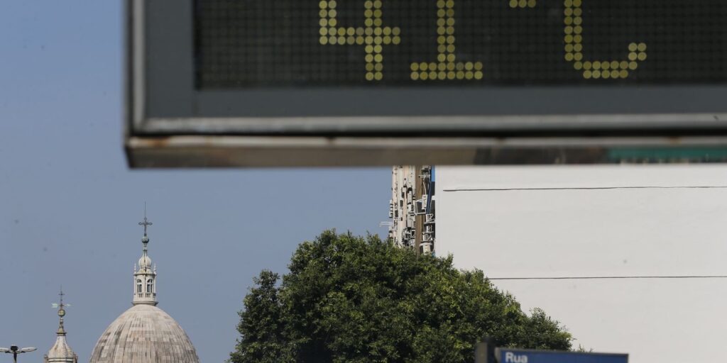 mundo-caminha-para-aumentar-temperatura-em-2,3°c,-alerta-onu