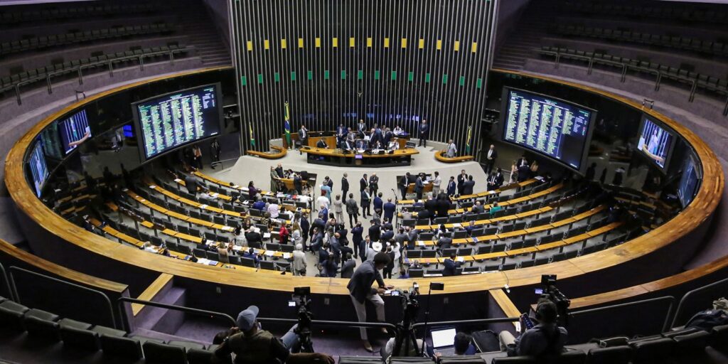 lindbergh-propoe-mudanca-em-regra-de-cassacao-de-mandato-por-faltas