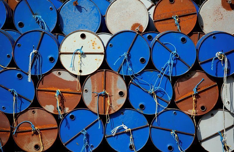 petroleo-fecha-em-alta-e-atinge-maior-nivel-desde-o-fim-de-2025